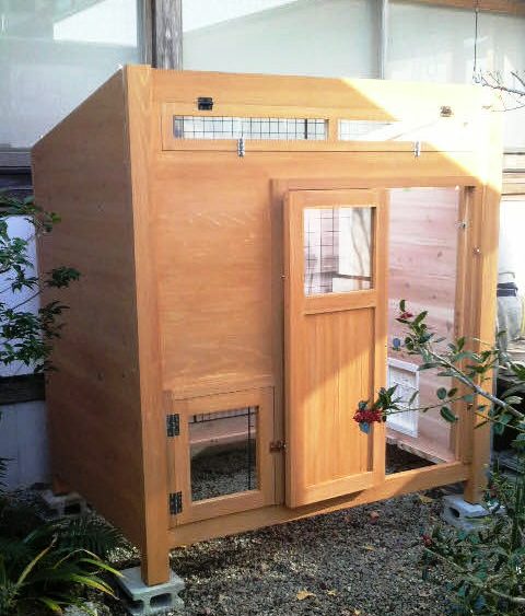 猫ハウスの組立て 犬小屋製作工房kの犬小屋ブログ