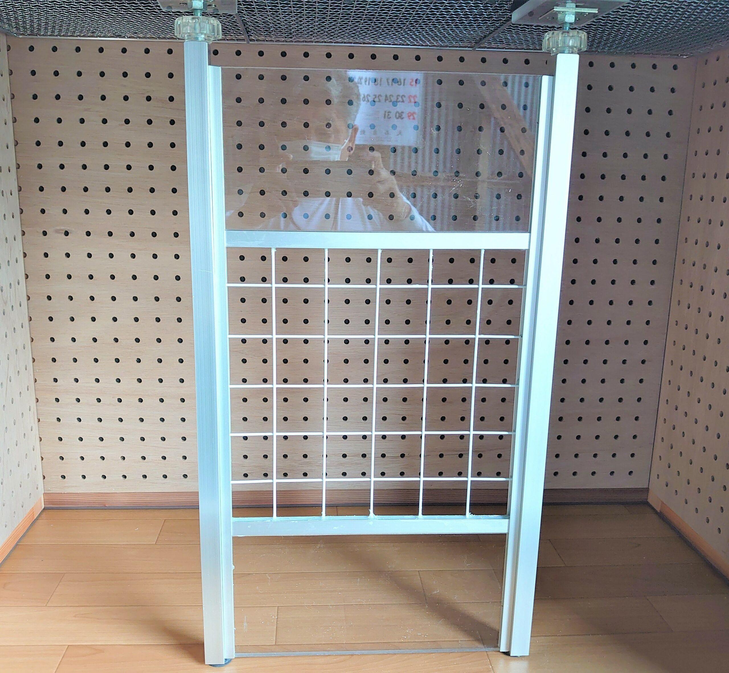 犬小屋製作工房Kの防音ケージカバー５ 犬小屋製作工房K - 防音ケージカバー5（前伏せ）